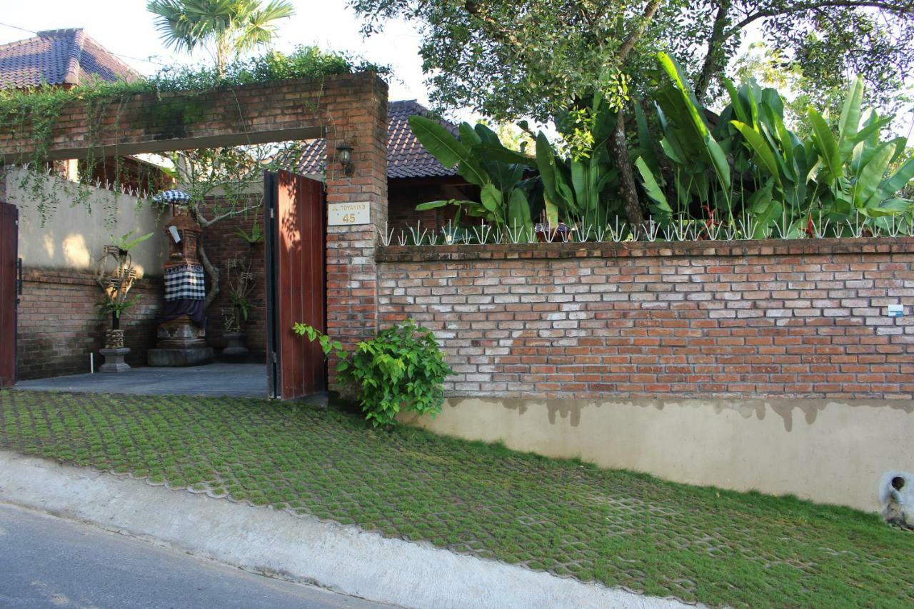 Villa Mayong Uluwatu Exterior foto